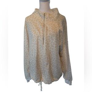 Women’s Old Navy Cream Leopard Print sweatshirt  Hoodie Size XXL